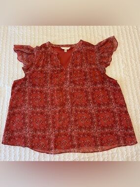 LC Lauren Conrad Floral Flutter Sleeve Blouse